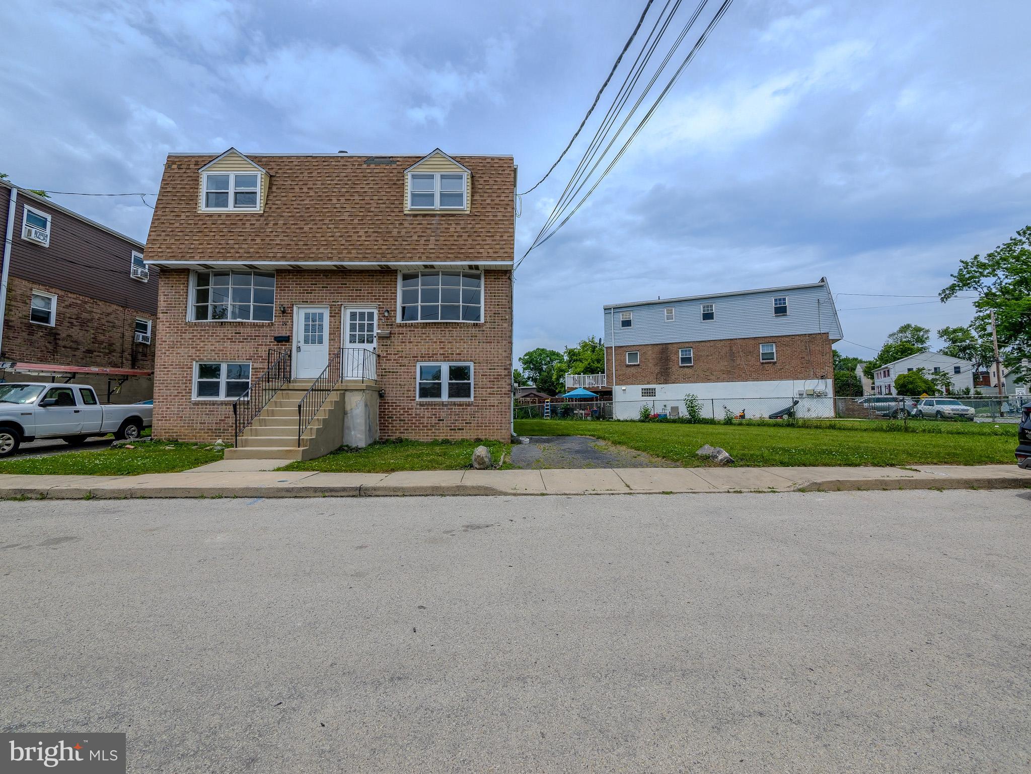 117 East Lane Ridley Park, PA 19078 - Photo 2 of 25