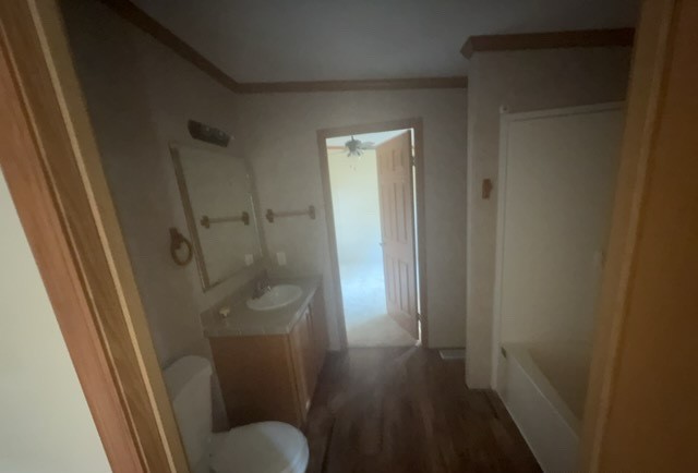 19188 East Divide Road Bluford, IL 62814 - Photo 17 of 20 a bathroom with a shower and toilet
