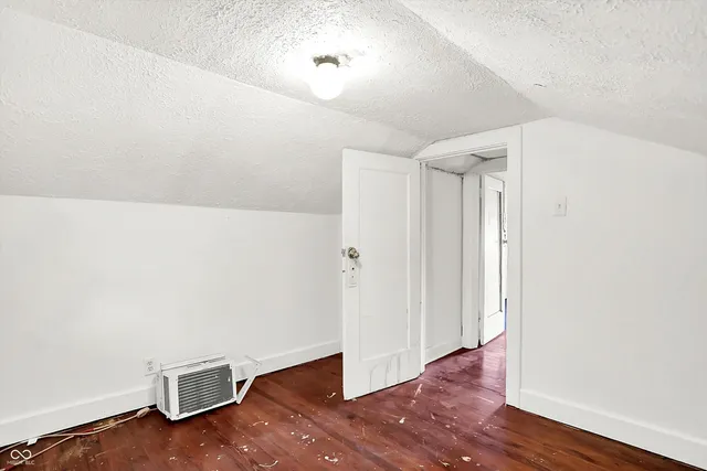 $220,000 | 1523 East Mills Avenue, Indianapolis, IN 46227