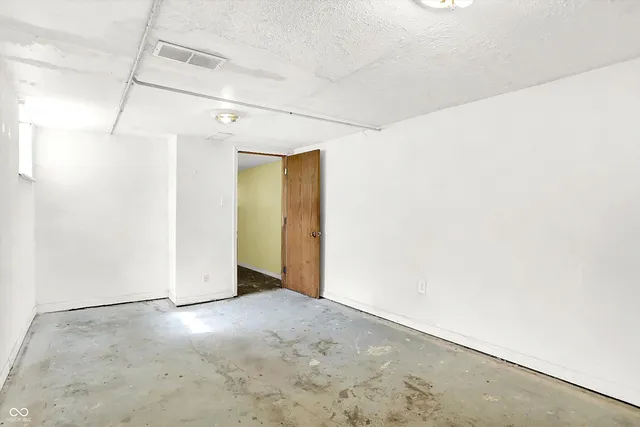 $220,000 | 1523 East Mills Avenue, Indianapolis, IN 46227