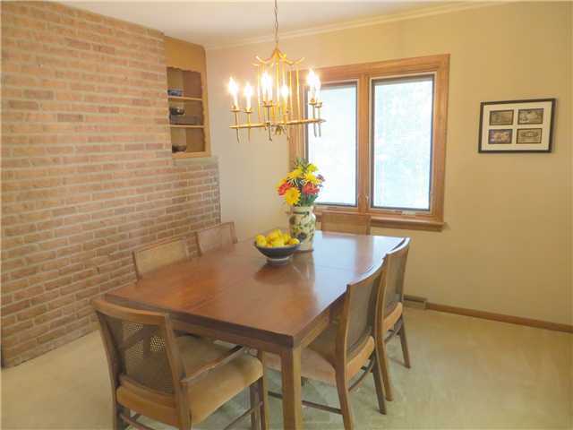 1585 Kirkley Road Columbus, OH 43221 - Photo 9 of 25