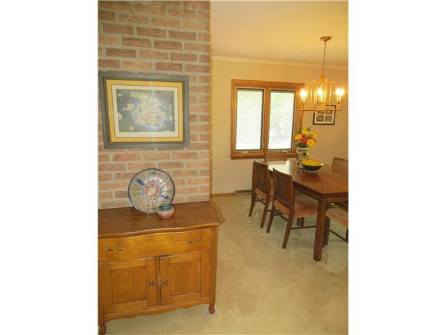 1585 Kirkley Road Columbus, OH 43221 - Photo 10 of 25