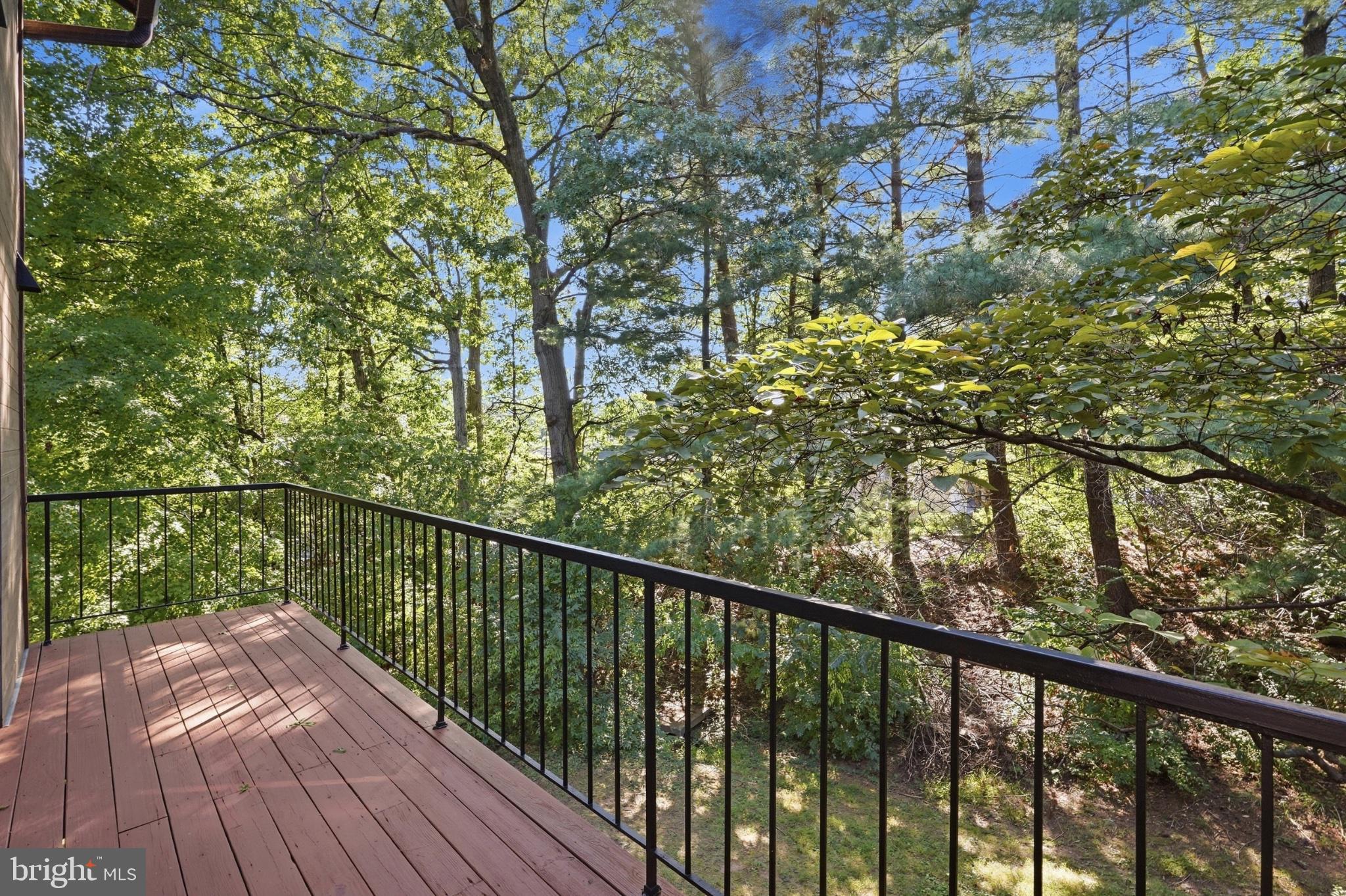 2165 Cabots Point Lane Reston, VA 20191 - Photo 20 of 40 Gallery Image 20