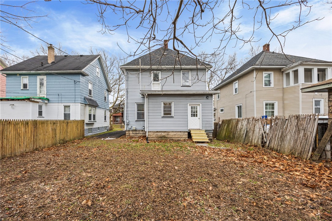 320 Rosewood Terrace Rochester, NY 14609 - Photo 26 of 29 Large Fenced in backyard