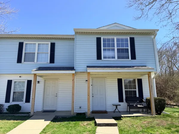 $72,000 | 612 East Campus Drive, Unit A1, Carbondale, IL 62901