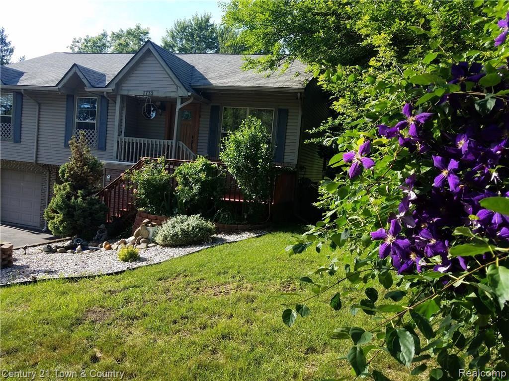 1732 South Boulevard Rochester, MI 48309 - Photo 3 of 24