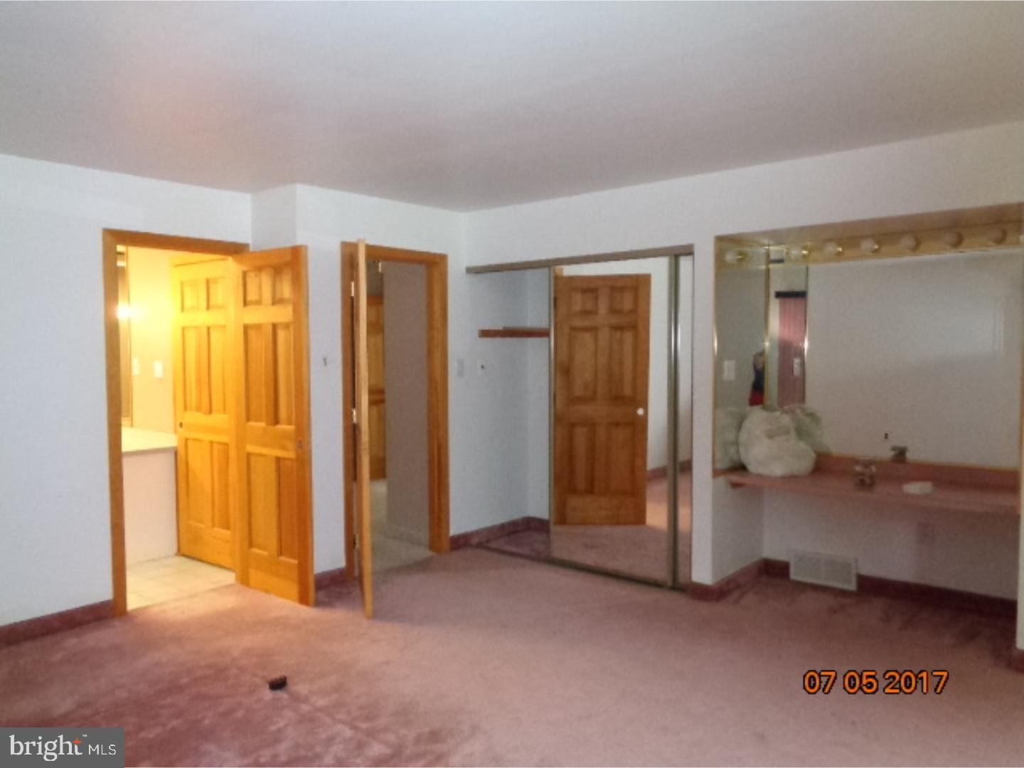 190 Pitman Downer Road Sewell, NJ 08080 - Photo 8 of 17