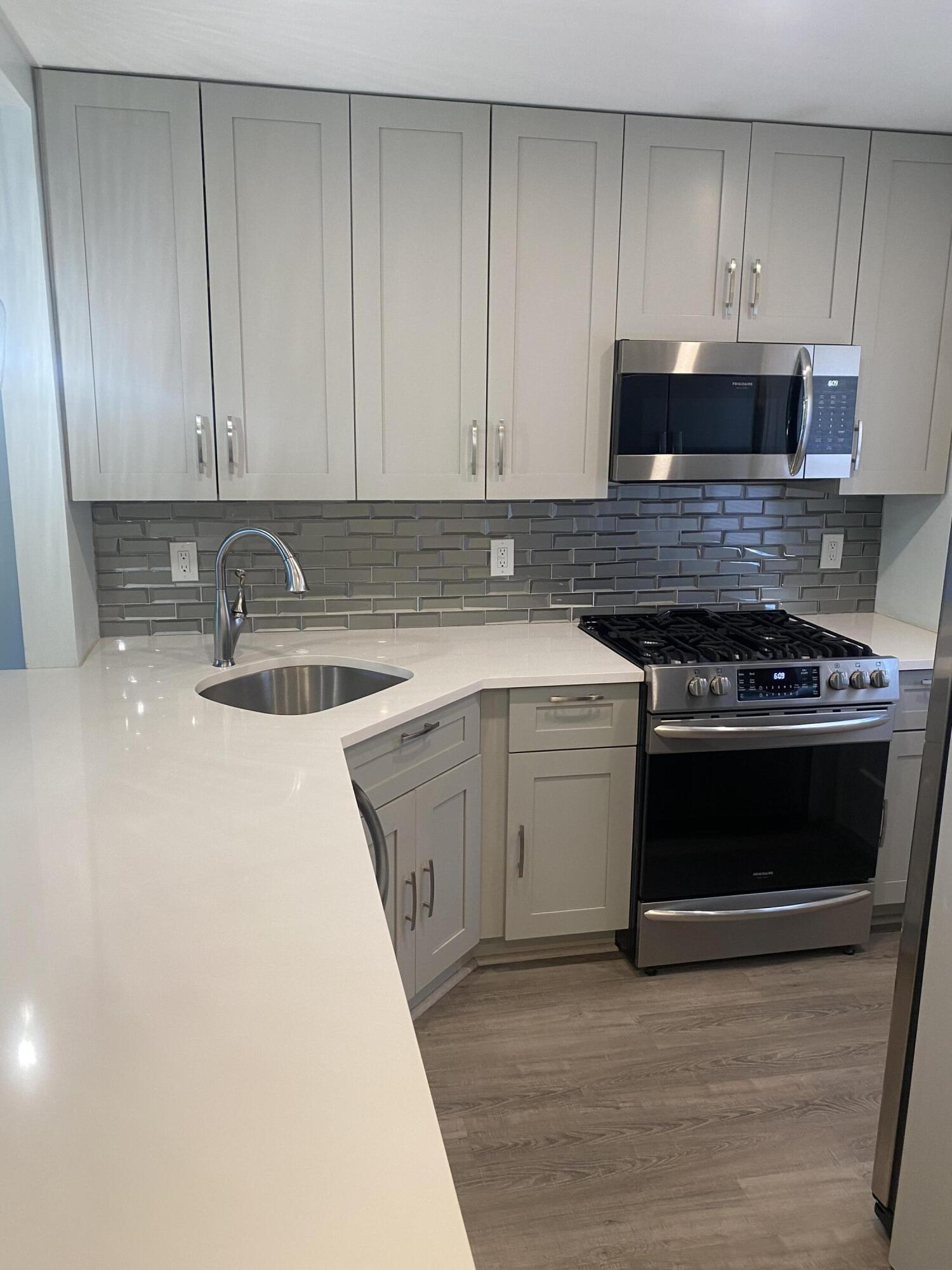 200 East Royal Palm Road, Unit 4080 Boca Raton, FL 33432 - Photo 3 of 25 AB52CE0C-0B0C-4374-81EF-F2249789FC05