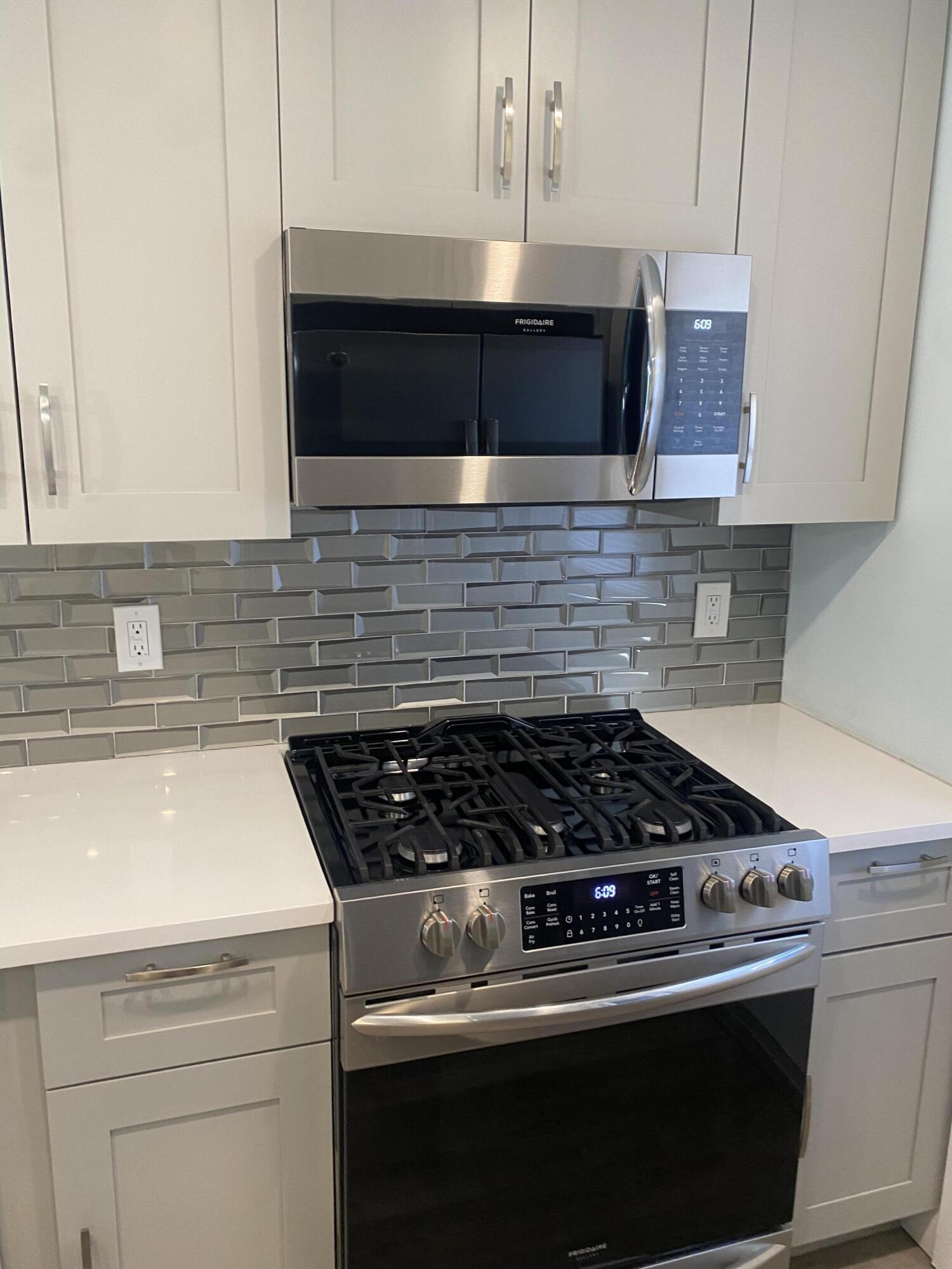 200 East Royal Palm Road, Unit 4080 Boca Raton, FL 33432 - Photo 4 of 25 332A22F0-6527-47E7-926F-E00C5B8A86A3