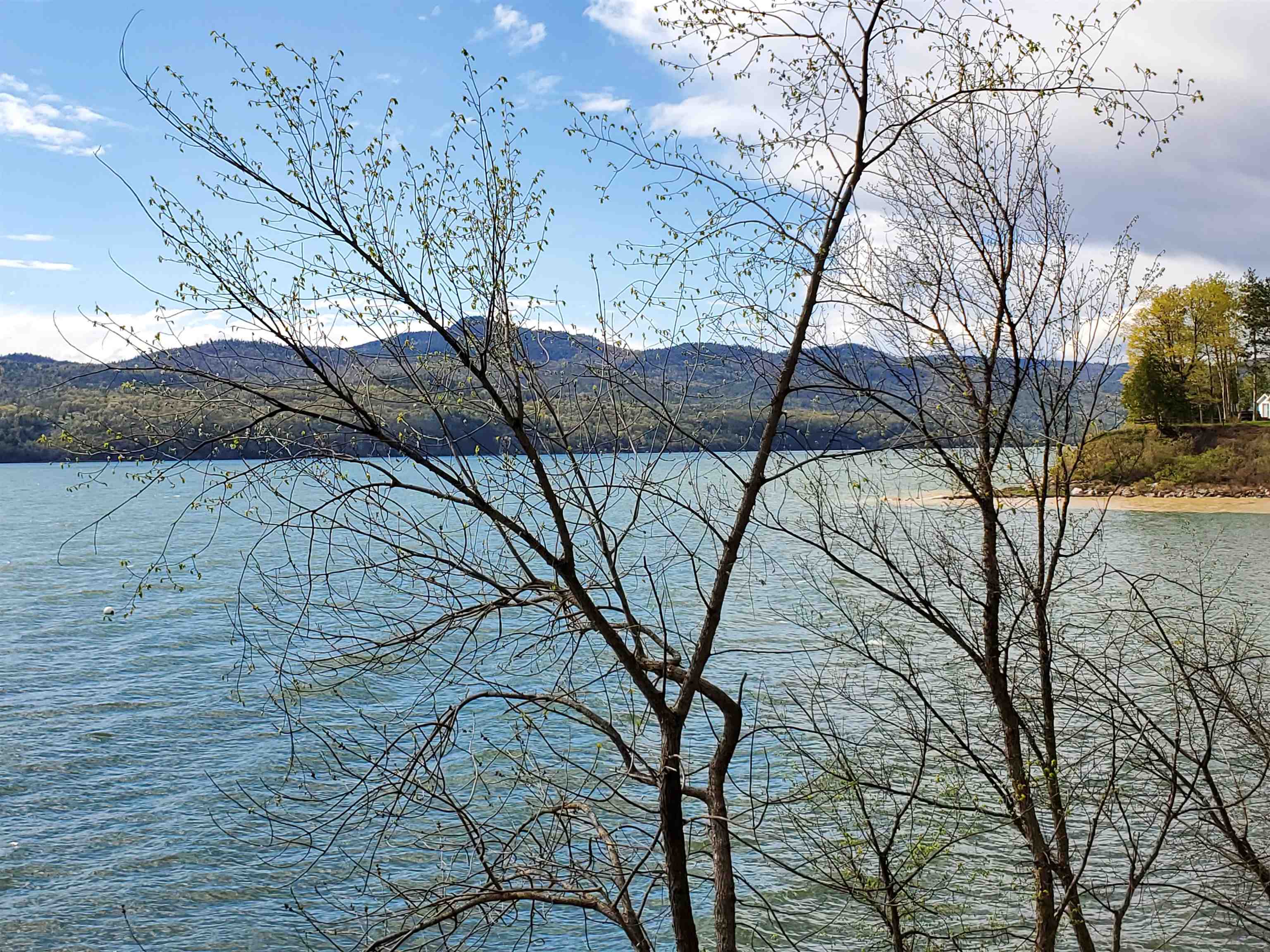 327 Wolf Lane Addison, VT 05491 - Photo 18 of 26