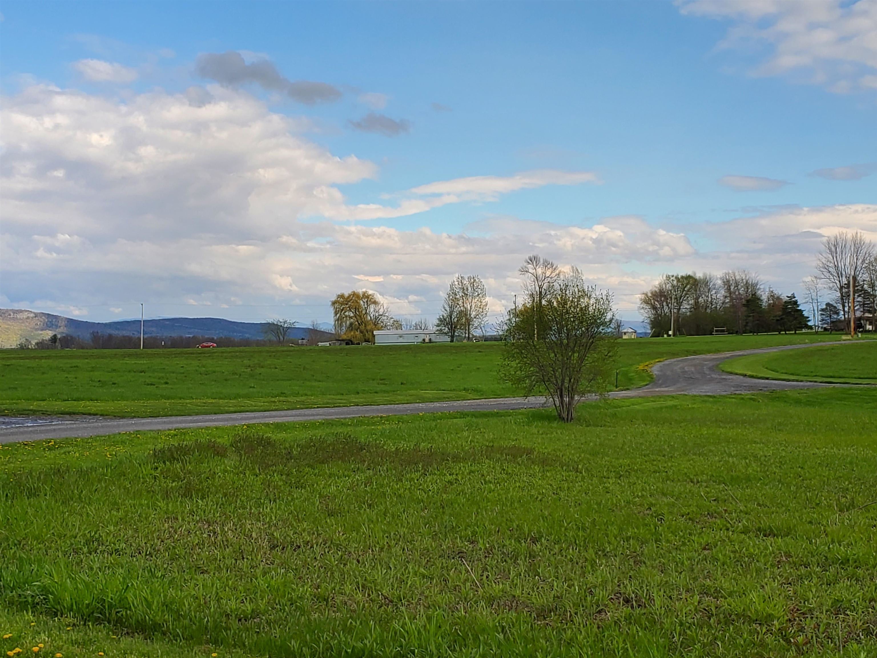 327 Wolf Lane Addison, VT 05491 - Photo 24 of 26