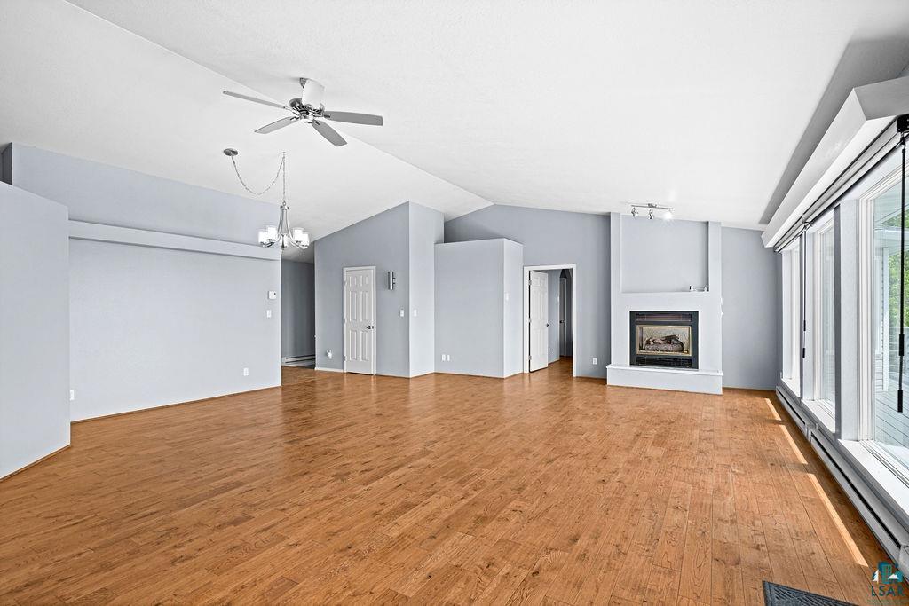 1002 Martha Street Duluth, MN 55805 - Photo 7 of 83