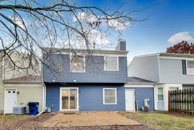 $275,000 | 1011 Wesley Lane, Algonquin, IL 60102