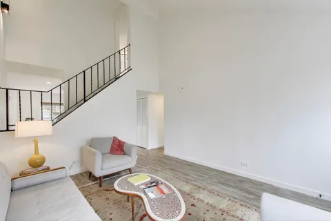 $275,000 | 1011 Wesley Lane, Algonquin, IL 60102