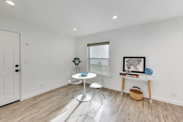 $275,000 | 1011 Wesley Lane, Algonquin, IL 60102