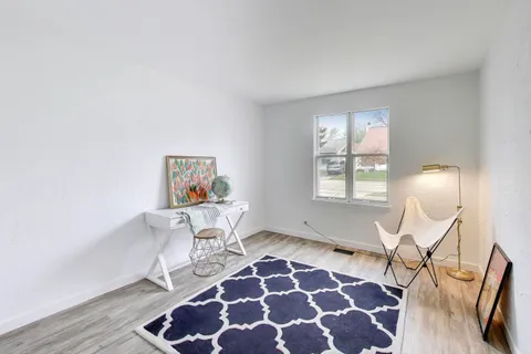 $275,000 | 1011 Wesley Lane, Algonquin, IL 60102