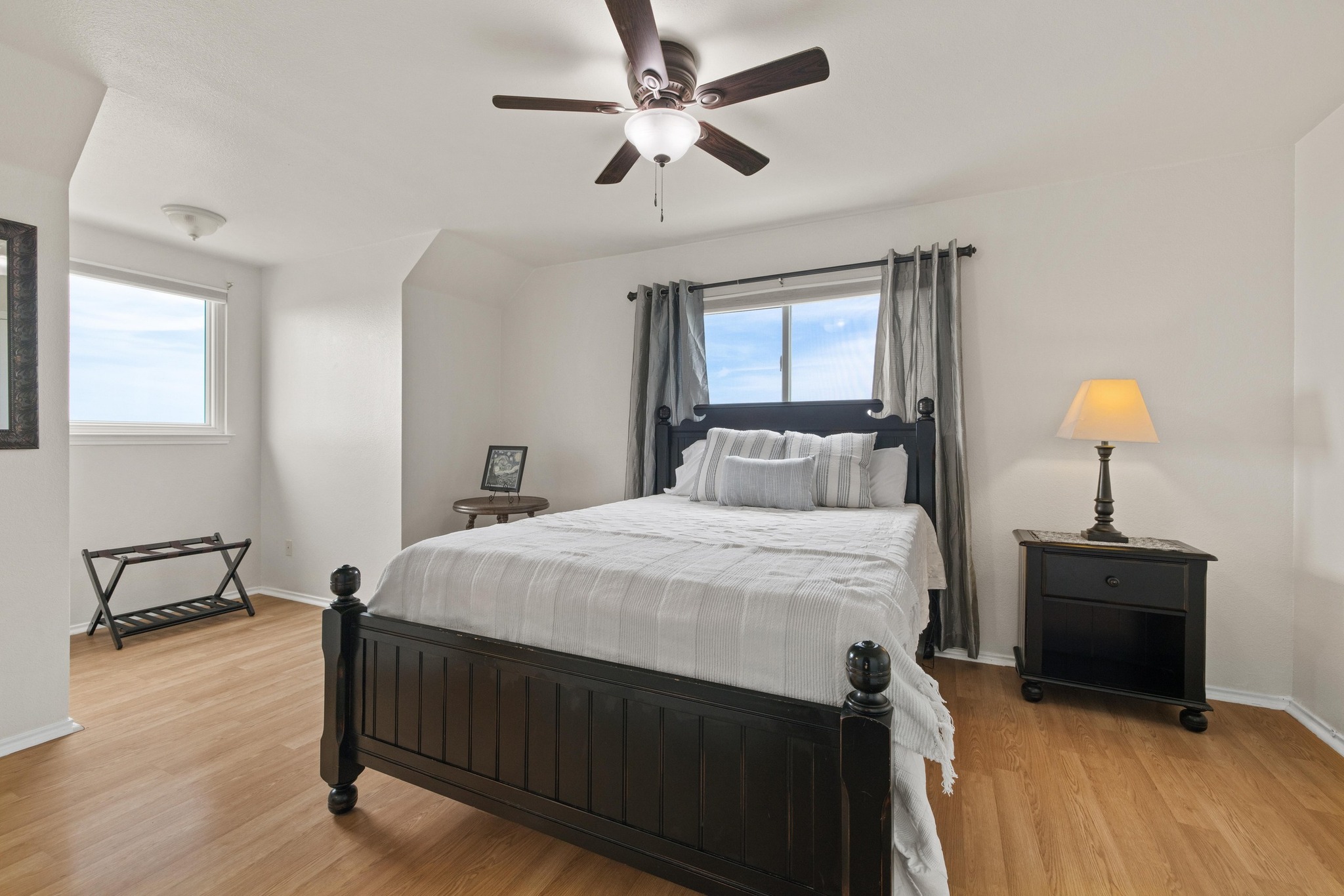 1283 Rattlesnake Trail Burnet, TX 78611 - Photo 17 of 40 a bedroom with bed and window