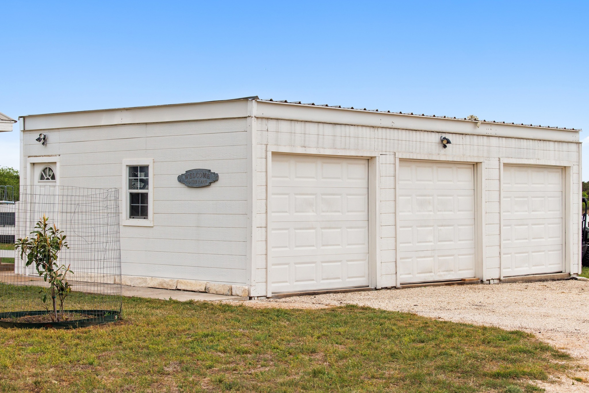 1283 Rattlesnake Trail Burnet, TX 78611 - Photo 25 of 40 a view of a terrace