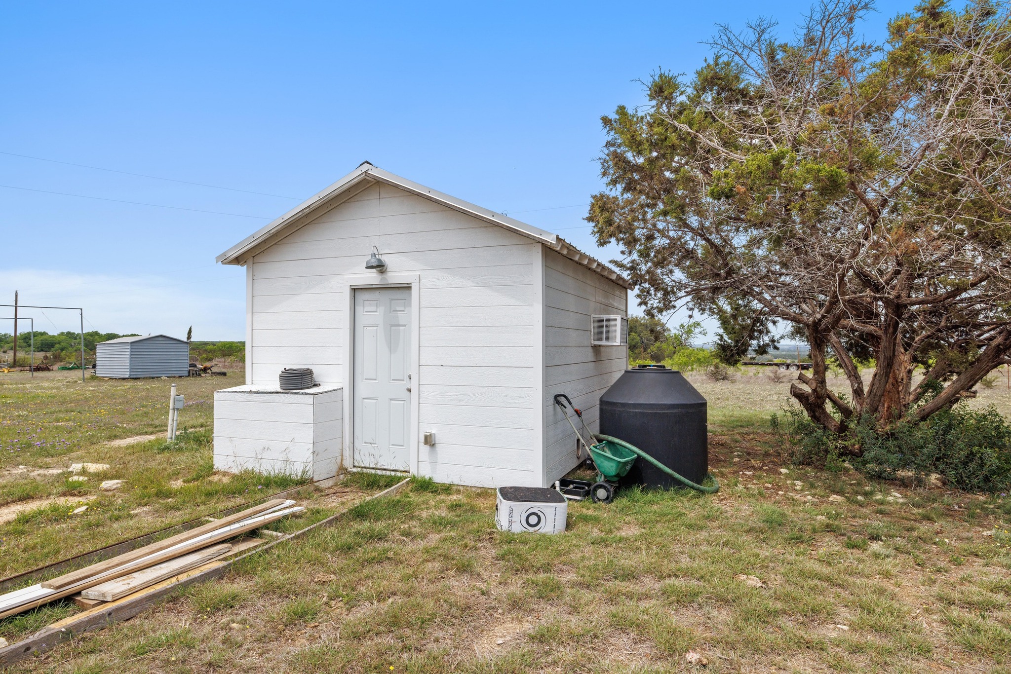1283 Rattlesnake Trail Burnet, TX 78611 - Photo 26 of 40 a view of a backyard