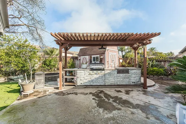 $419,000 | 5869 East Mono Street, Fresno, CA 93727