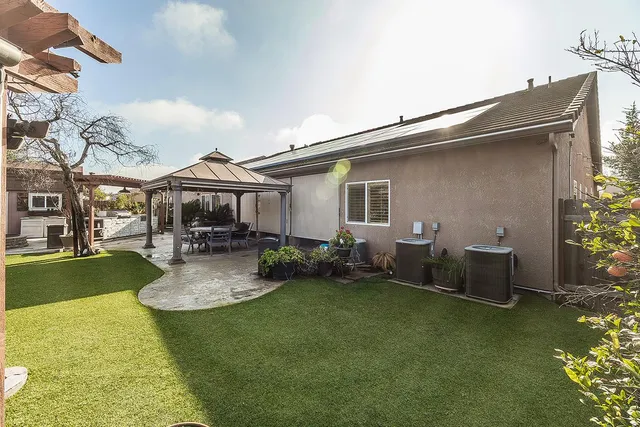 $419,000 | 5869 East Mono Street, Fresno, CA 93727