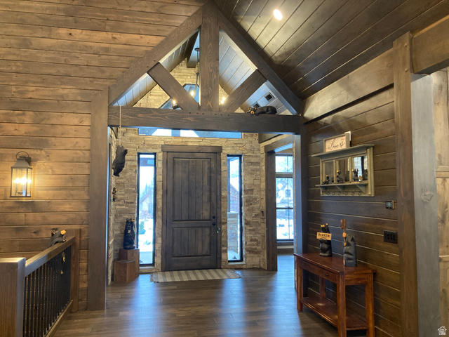259 Meadow Drive Springville, UT 84663 - Photo 7 of 62 Front entrance with wood beams.