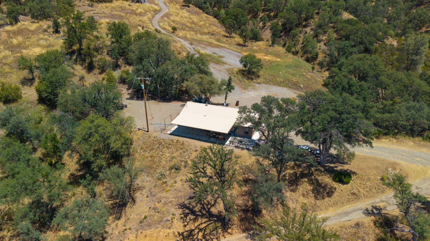 20505 Coalinga Road Paicines, CA 95043 - Photo 14 of 88