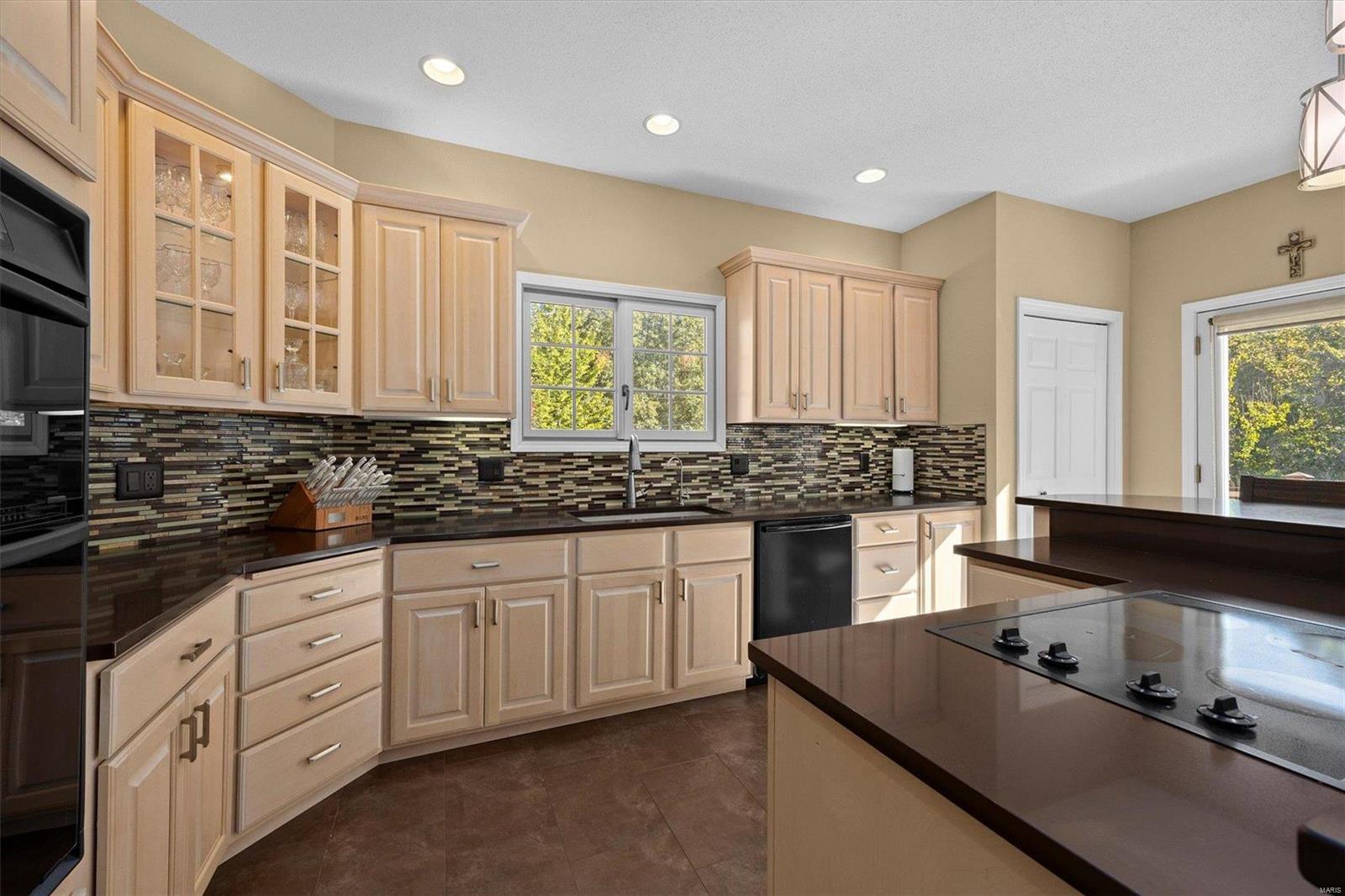 13308 Field Crest Road Highland, IL 62249 - Photo 15 of 54