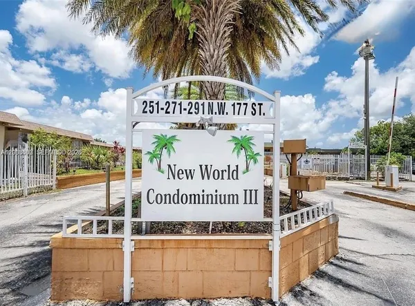 $1,300 | 251 Northwest 177th Street, Unit A120, Miami Gardens, FL 33169