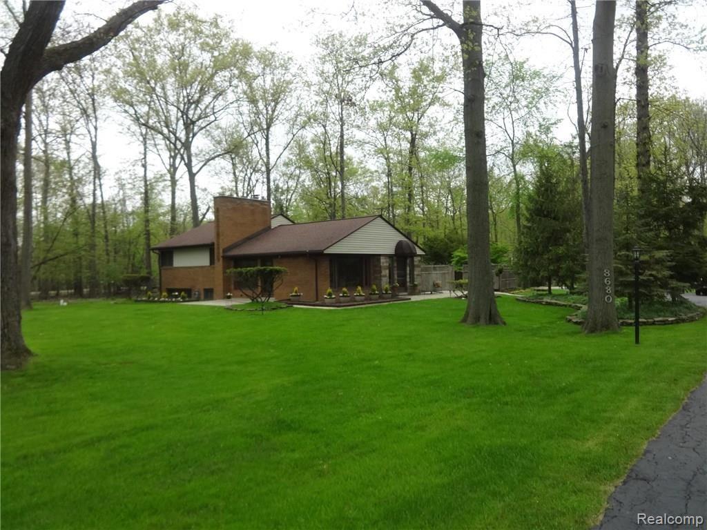 8680 Ferry Road Grosse Ile, MI 48138 - Photo 1 of 28 124.JPG