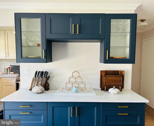 $2,750 | 3200 South 28th Street, Unit 302, Alexandria, VA 22302