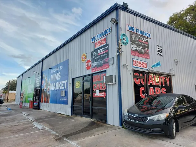 a car parked in front of a building