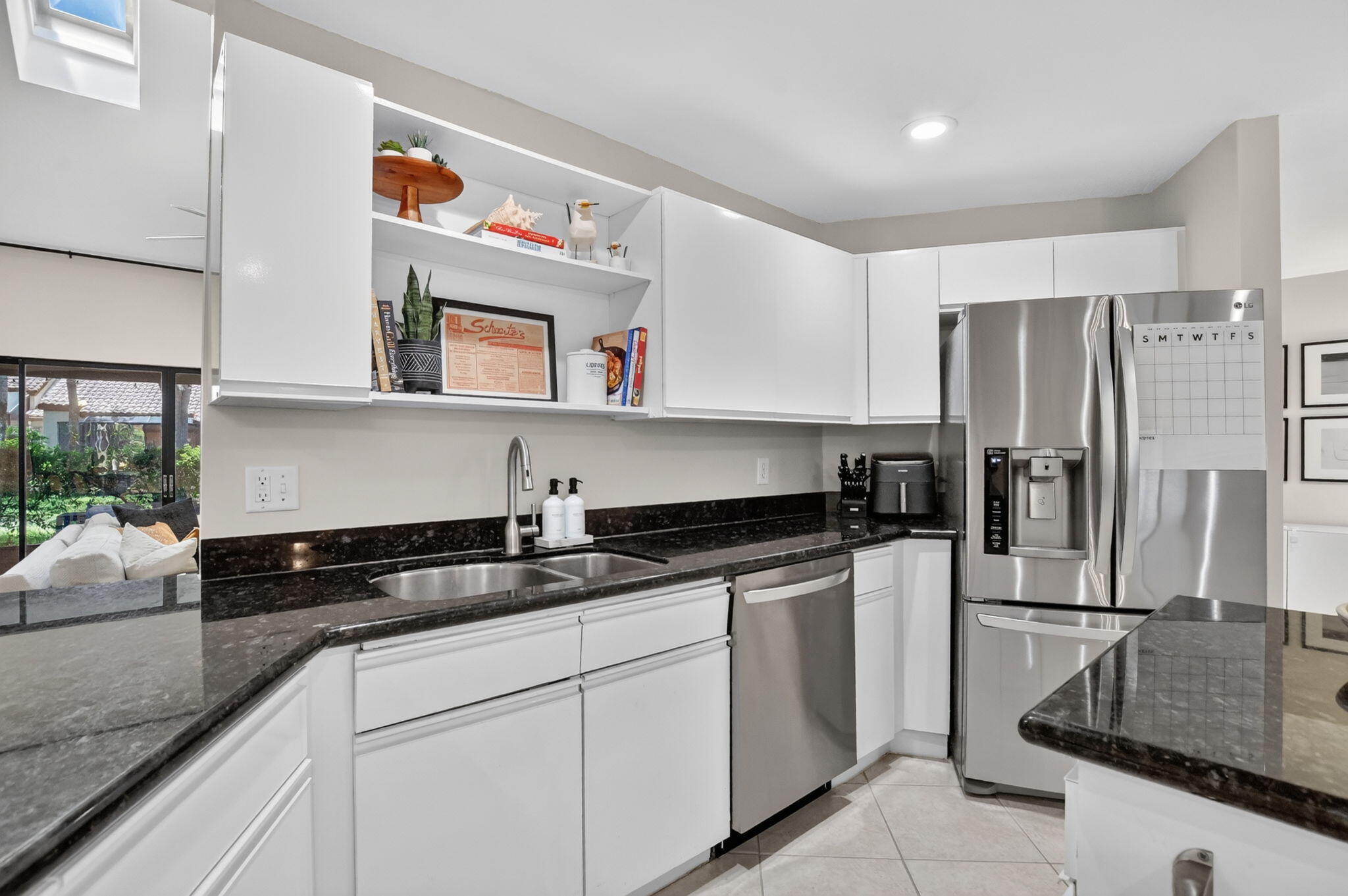 23309 Water Circle Boca Raton, FL 33486 - Photo 9 of 33 21-web-or-mls-DSC_9499