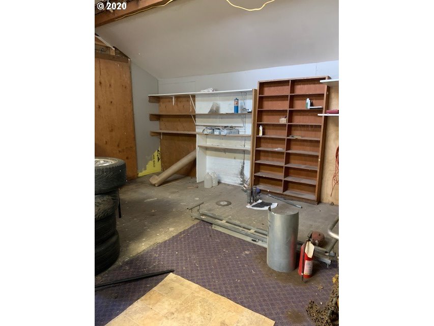 321 Southwest 18th Street Pendleton, OR 97801 - Photo 16 of 16