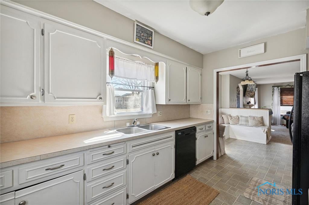 261 Rice Street Elmore, OH 43416 - Photo 12 of 30 Gallery Image 12
