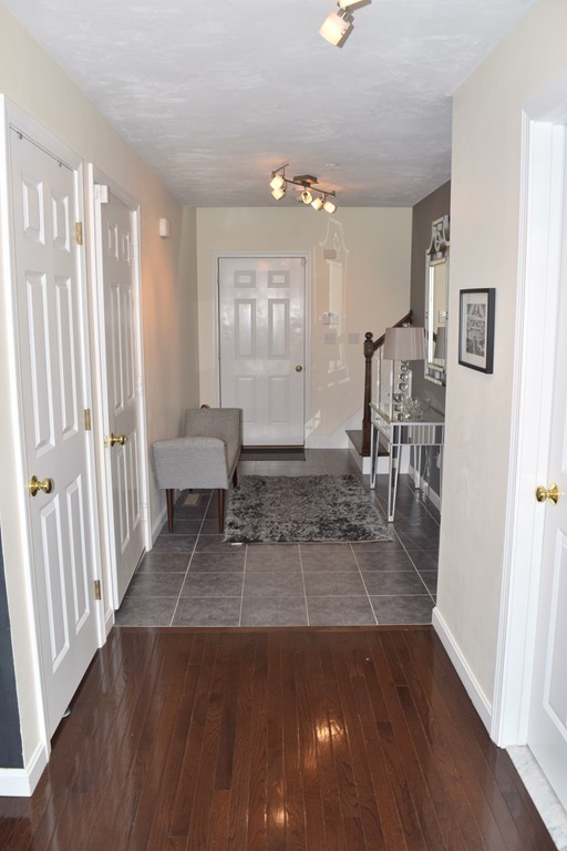 1703 Hampton Way, Unit 1703 Abington, MA 02351 - Photo 3 of 28