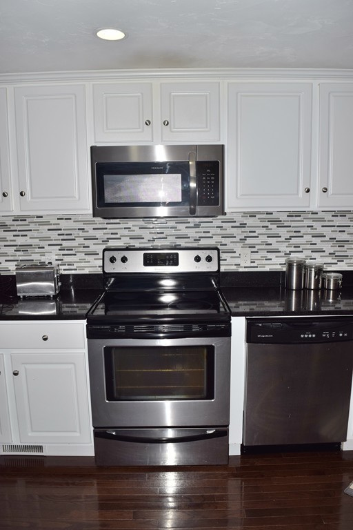 1703 Hampton Way, Unit 1703 Abington, MA 02351 - Photo 6 of 28