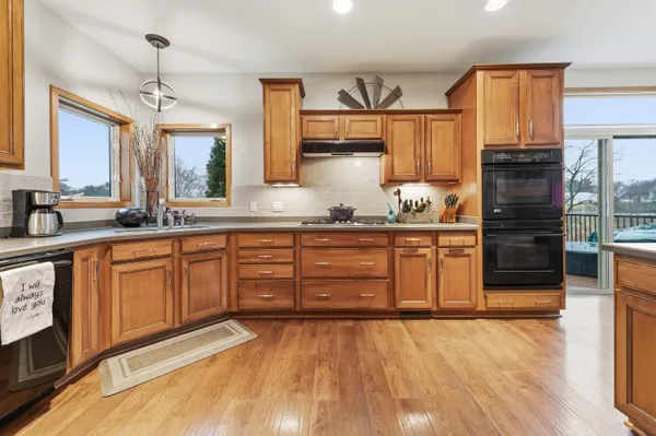 $789,900 | W360-n7572 Thomas Drive, Oconomowoc, WI 53066