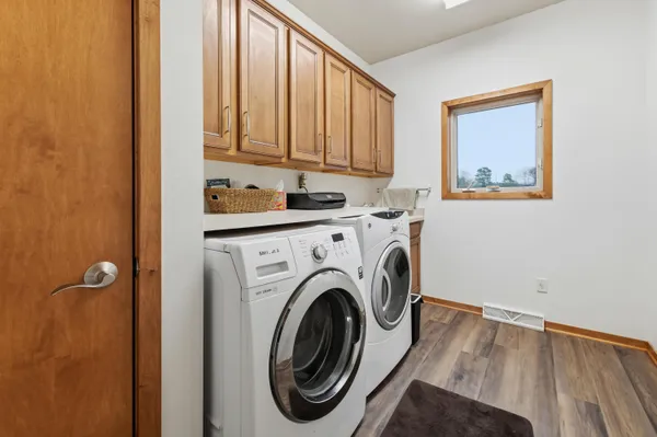 $789,900 | W360-n7572 Thomas Drive, Oconomowoc, WI 53066