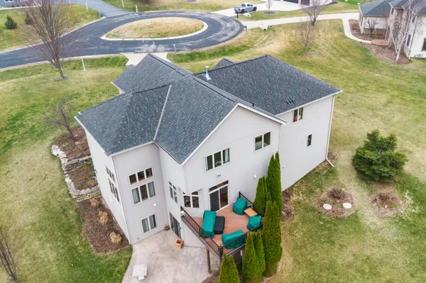 $789,900 | W360-n7572 Thomas Drive, Oconomowoc, WI 53066