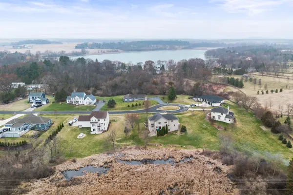 $789,900 | W360-n7572 Thomas Drive, Oconomowoc, WI 53066