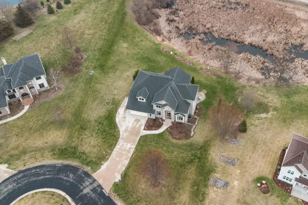 $789,900 | W360-n7572 Thomas Drive, Oconomowoc, WI 53066