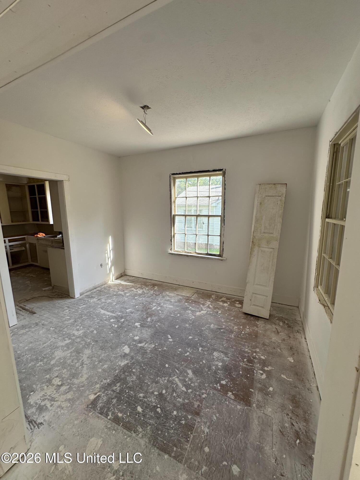 1051 Monroe Street Jackson, MS 39202 - Photo 5 of 10 IMG_7426