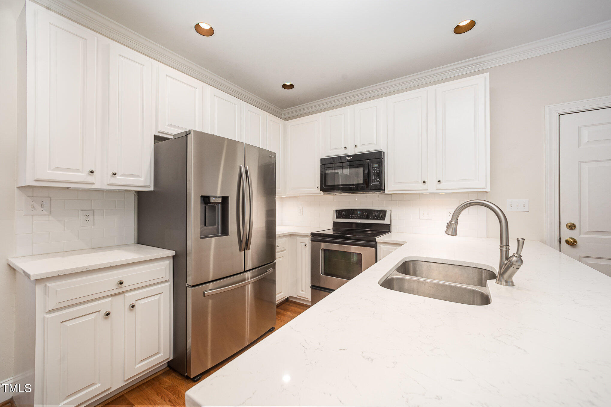 7605 Sandy Lake Court Raleigh, NC 27613 - Photo 15 of 51 017_file_929