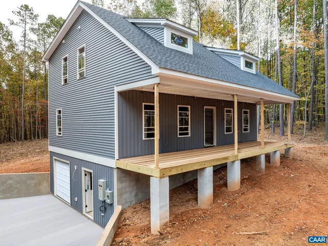 $425,000 | Lot 2 Spreading Oak Road, Arvonia, VA 23004