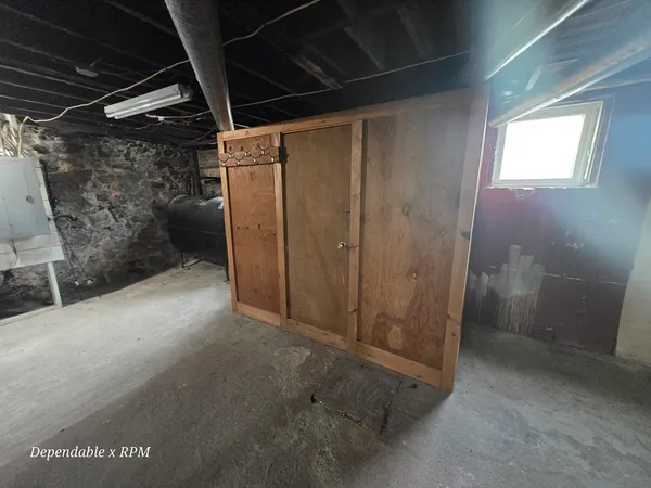 $1,950 | 234 Nahatan Street, Unit 2, Norwood, MA 02062