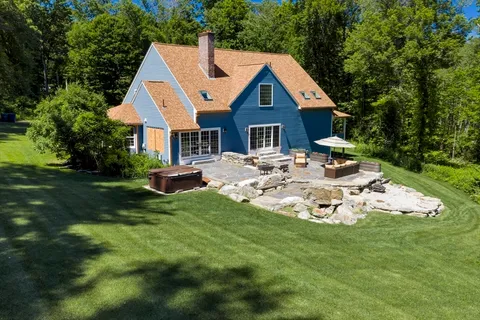 $1,095,000 | 196 Brigham Hill Road, Grafton, MA 01536