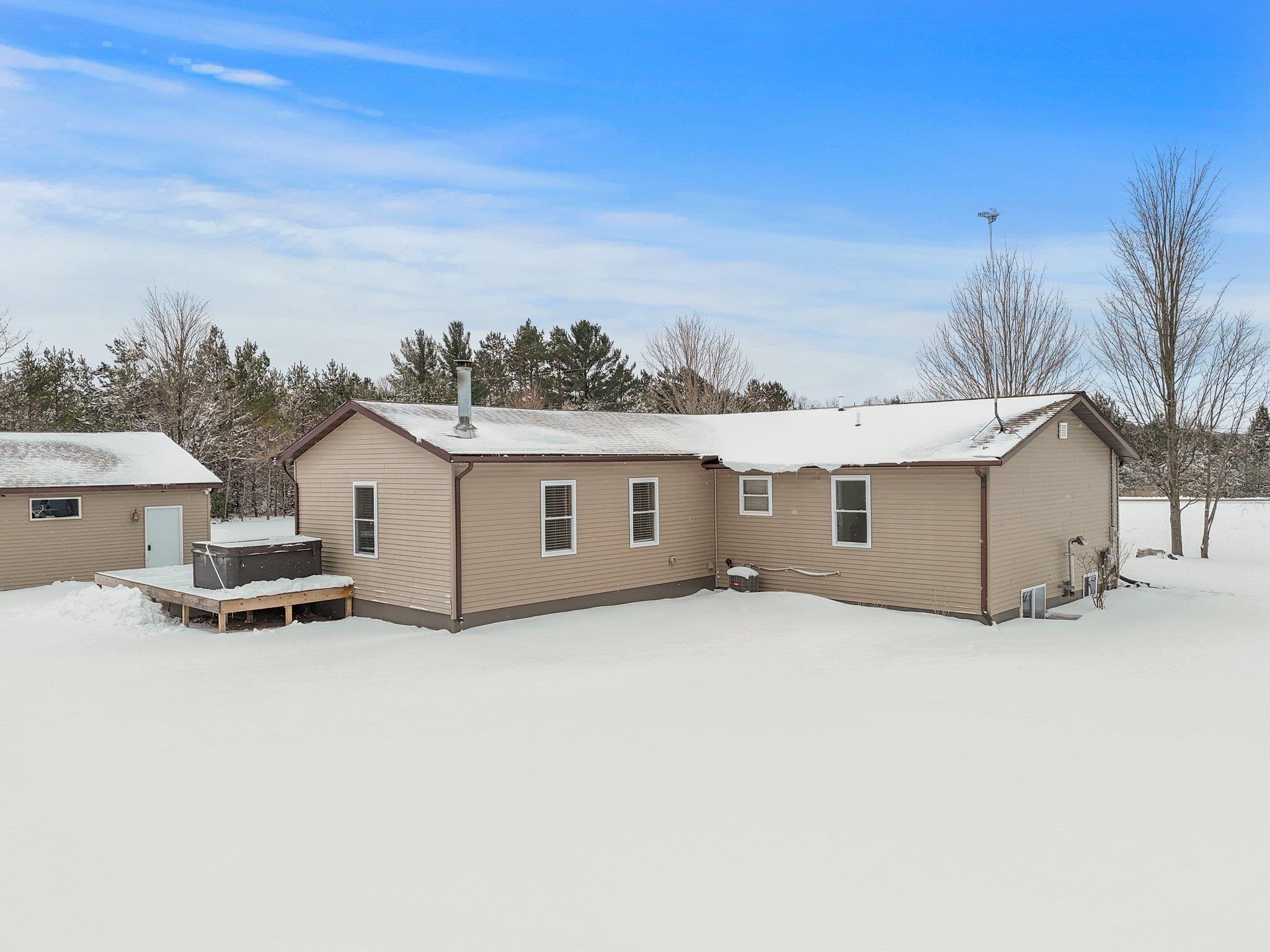 879 South 35 Road Cadillac, MI 49601 - Photo 44 of 53