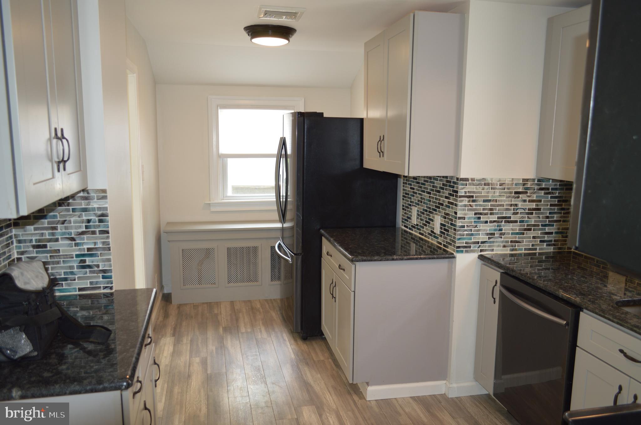 206 Harrison Road Brookhaven, PA 19015 - Photo 10 of 21 Kitchen