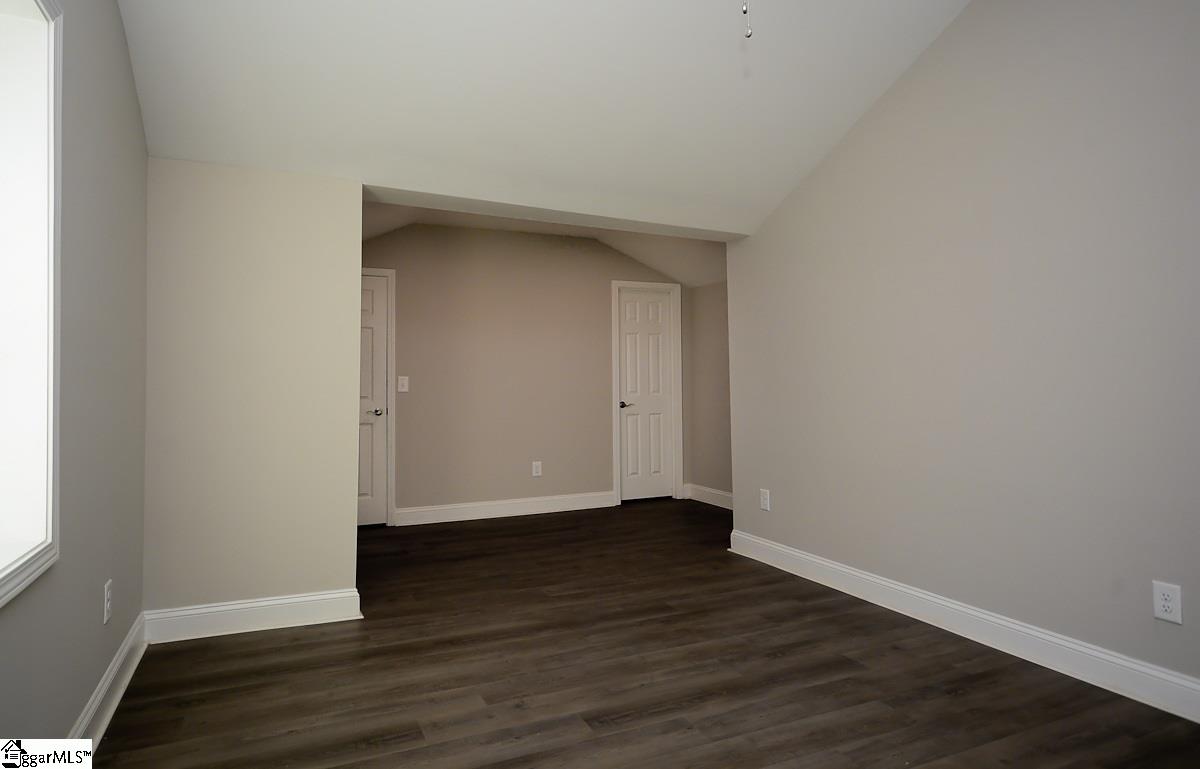 319 Sycamore Drive Greenville, SC 29607 - Photo 14 of 22 Gallery Image 14
